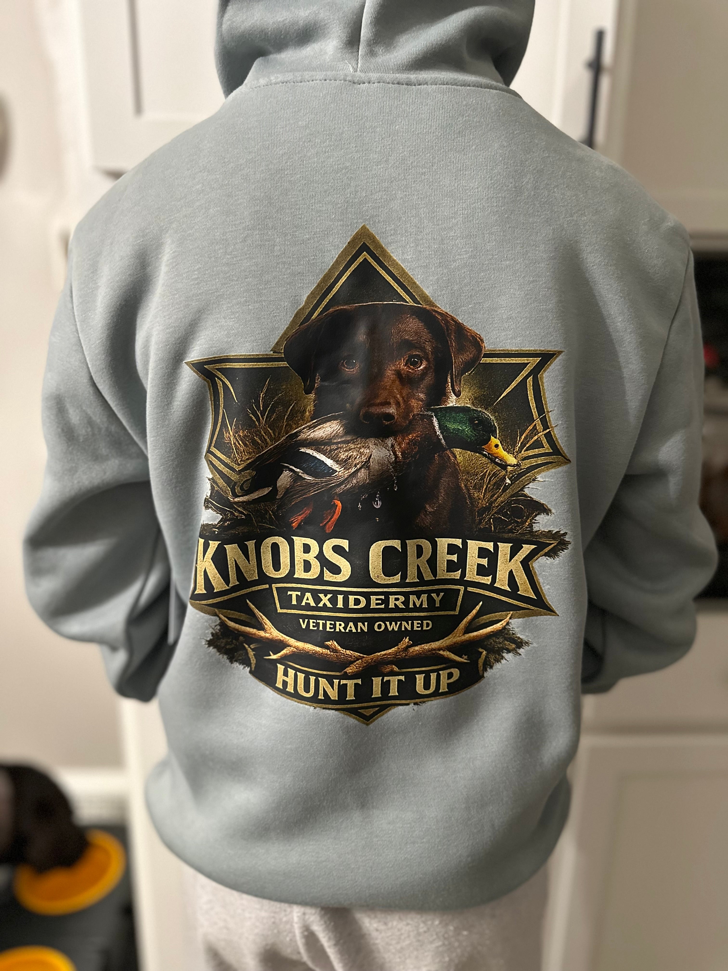 Hunt it Up crewneck sweatshirt